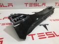 Декоративная накладка центральной панели (пассажирская) Tesla Model S 1 поколение 2013, 1004518-00-I, 1096880-00-A, 1096879-00-A, 1007821-00-D, 6007628-00-C, 1004518-06-D - фото №2
