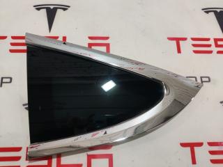 Форточка в заднее крыло Tesla Model X 1 поколение 2016, 1034906-80-F