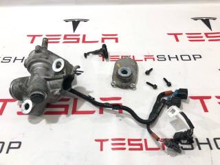 Шестерня рулевой рейки Tesla Model S 1 поколение [2-й рестайлинг] (2021 - 2025), 1070801-00-F