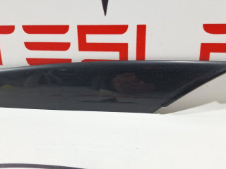 Накладка люверсы Tesla Model S 1 поколение [рестайлинг] 2016, 1056379-00-C, 1079635-00-A