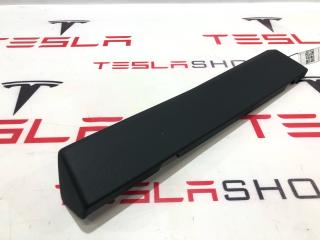Накладка нижняя бардачка Tesla Model X 1 поколение 2019, 1002301-14-B