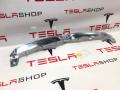 Накладка V-образная декоративная переднего гриля хром (птичка) Tesla Model S 1 поколение [рестайлинг] 2019, 1065233-00-C, 1056377-00-E - фото №3