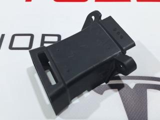 Кронштейн воздуховода противотуманной фары Tesla Model X 1 поколение 2018, 1043931-00-E, 1043927-00-D, 1056249-00-E, 1043929-00-D