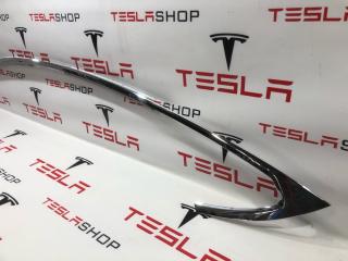 Молдинг кузова боковой Tesla Model S 1 поколение 2013, 1039307-00-A