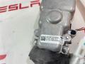 Корпус предохранителя проводки высоковольтной переднего мотора Tesla Model S 1 поколение 2015, 1050805-10-D, 1051843-00-A - фото №5