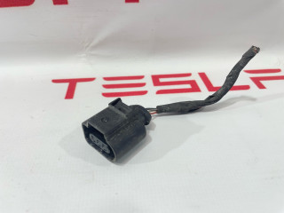 разъем (фишка) проводки Tesla Model S 1 поколение [рестайлинг] 2016, 1027941-00-A, 6006516-00-A