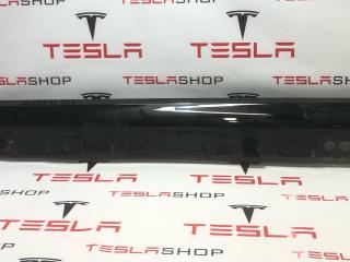 Накладка порога рокерной панели Tesla Model S 1 поколение [2-й рестайлинг] (2021 - 2025), 1567138-00-B, 1567138-08-D, 1680268-00-A