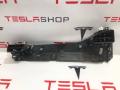 Декоративная накладка центральной панели (пассажирская) Tesla Model S 1 поколение 2013, 1004518-00-I, 1096880-00-A, 1096879-00-A, 1007821-00-D, 6007628-00-C, 1004518-06-D - фото №4