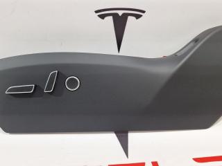 накладка на сиденье левая Tesla Model S 1 поколение [2-й рестайлинг] (2021 - 2025), 1615684-00-E, 1613547-00-A