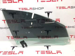 стекло двери передней правой Tesla Model S 1 поколение [2-й рестайлинг] (2021 - 2025), 1588352-00-D