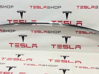 Молдинг кузова боковой Tesla Model S 1 поколение 2015, 103930800A, 1051821-00-E