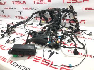 Электропроводка приборной панели кузова Tesla Model S 1 поколение 2013, 1004423-02-G
