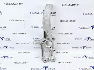 кулак поворотный правый Tesla Model 3 1 поколение 2020, 1044316-00