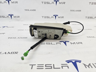 замок двери передней правой Tesla Model 3 1 поколение 2022, 1500673-00