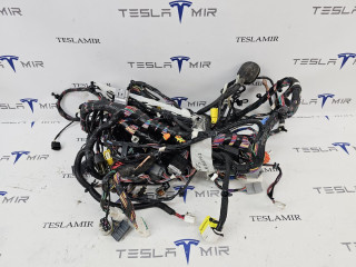 проводка салона Tesla Model S 1 поколение [рестайлинг] 2018, 1053259-00, 1084237-00, 5004423-02, 1071451-00, 1053506-00, 1053507-00, 1054644-00, 3004423-00