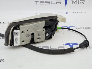 замок двери передней правой Tesla Model Y 1 поколение 2022, 1500673-00