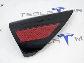 отражатель правый Tesla Model 3 1 поколение 2023, 1100781-99, 1100781-00, 1518783-00