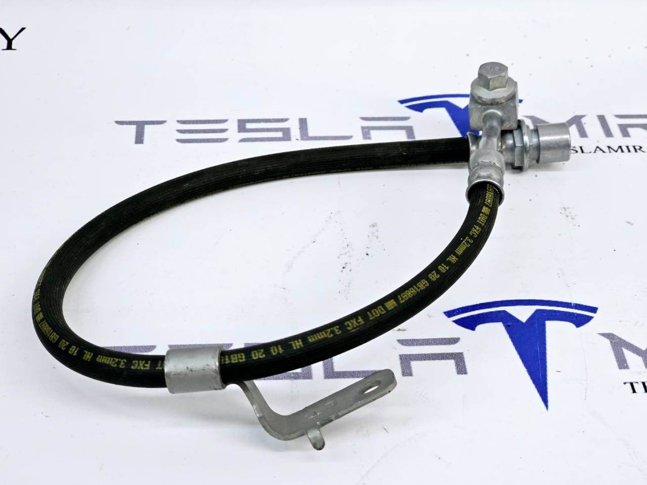 шланг тормозной Tesla Model 3 1 поколение 2023, 1044721-00 - фото №1