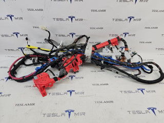 проводка салона Tesla Model Y 1 поколение 2022, 2489041-00, 1616676-00