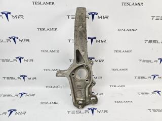 кулак поворотный правый Tesla Model 3 1 поколение 2023, 1044316-00