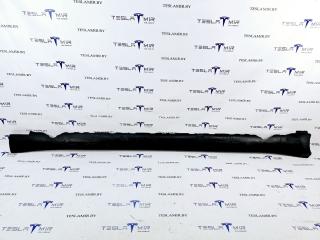 накладка на порог Tesla Model 3 1 поколение 2023, 1089831-00, 1089829-00