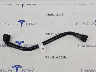 трубка охлаждающей жидкости Tesla Model Y 1 поколение 2022, 1634728-50