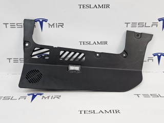 пластик Tesla Model Y 1 поколение 2021, 1507073-00