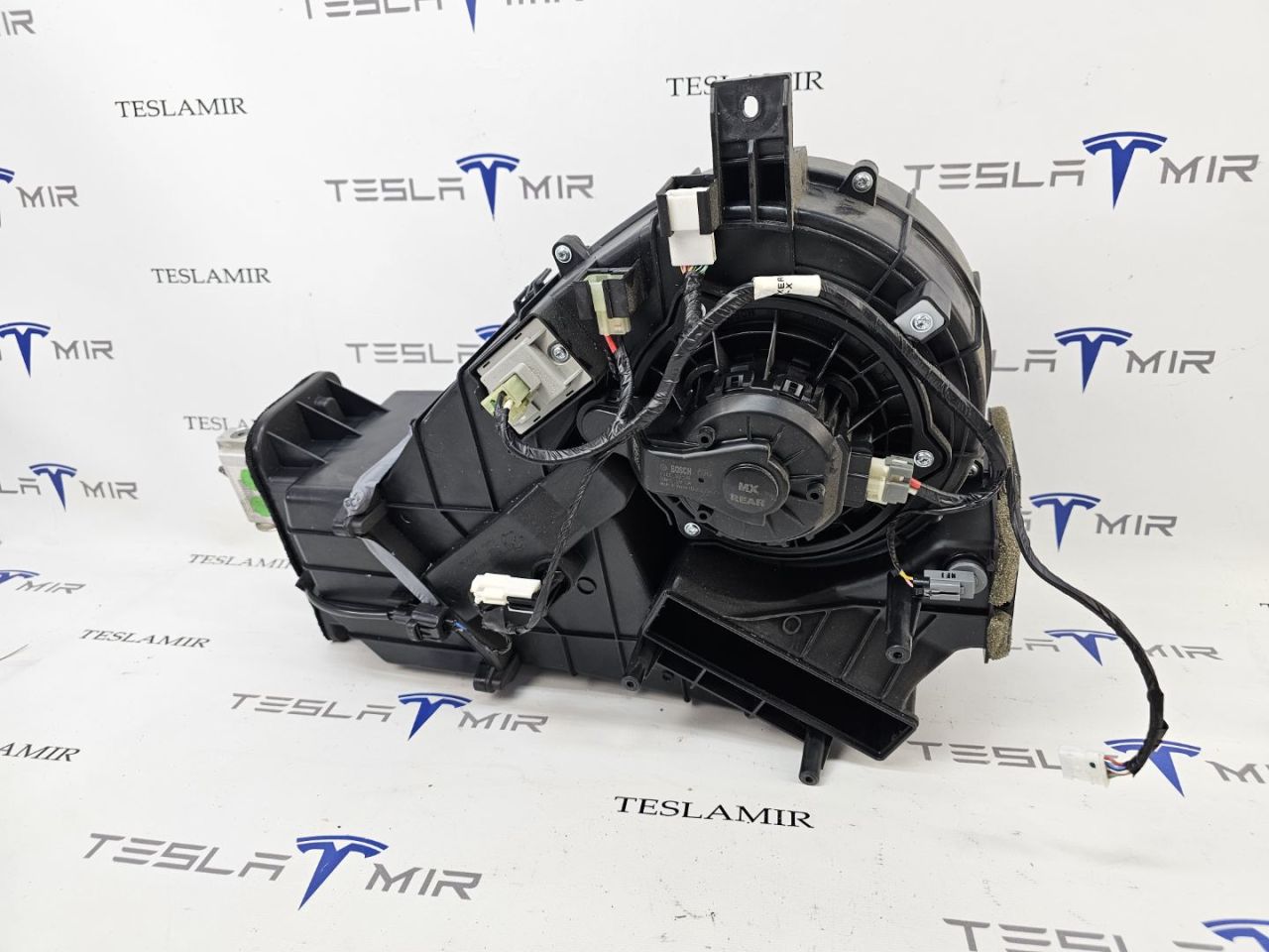 корпус отопителя (печки) Tesla Model X 1 поколение 2018, 1023883-00, 1050969-00 - фото №1