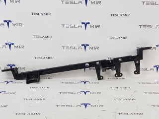 кронштейн радиатора Tesla Model X 1 поколение 2018, 1054164-00