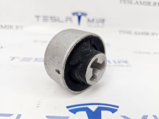 сайлентблок Tesla Model 3 1 поколение 2021, 1044358-00