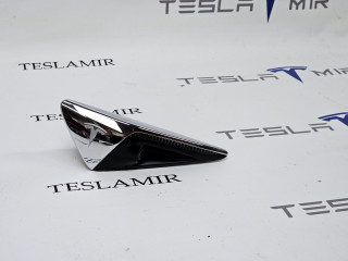 Повторитель поворота (камера крыла АП2.0/2.5/3.0) Tesla Model 3 1 поколение 2021, 1495864-20, 1125106-77, 1125106-50