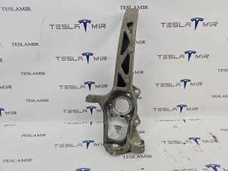 кулак поворотный правый Tesla Model Y 1 поколение 2022, 1188316-00