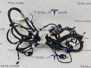 Проводка крышки багажника Tesla Model X 1 поколение 2018, 2032443-01