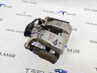 суппорт задний правый Tesla Model 3 1 поколение 2023, 1044624-00