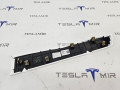 Накладка бардачка нижняя Tesla Model X 1 поколение 2018, 1002302-00, 1002301-17 - фото №2