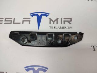 крепление бампера Tesla Model 3 1 поколение 2023, 1084182-00