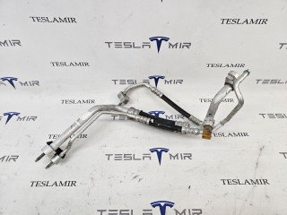 трубка кондиционера Tesla Model X 1 поколение 2018, 1054664-00