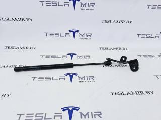Амортизатор (упор) капота Tesla Model 3 1 поколение 2023, 1091870-00, 1089586-00, 1091472-00