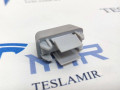 Крепление (крючок) солнцезащитного козырька Tesla Model Y 1 поколение 2021, 1533088-00 - фото №2