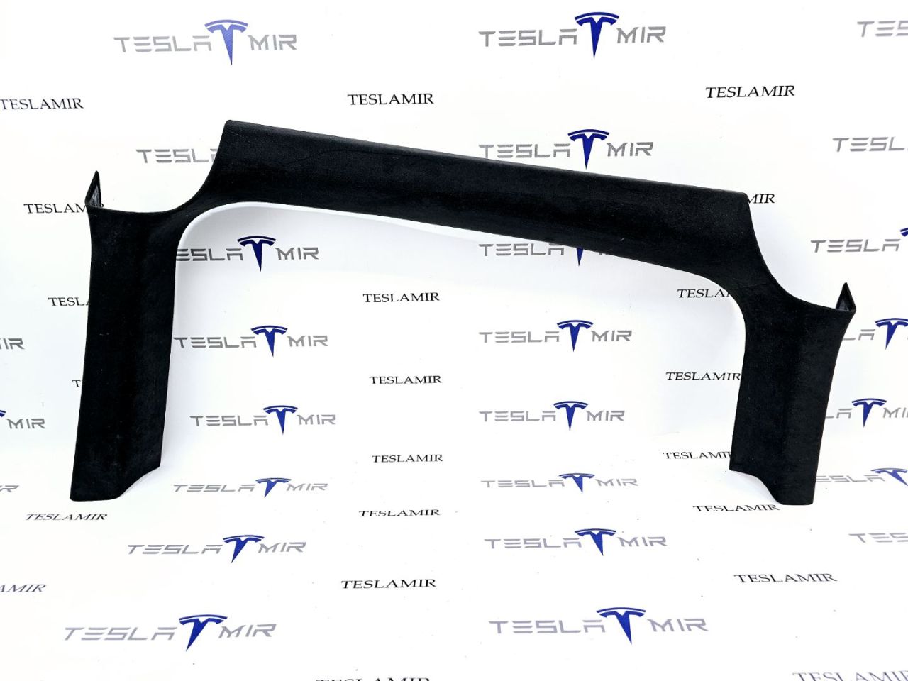 обшивка двери задняя правая Tesla Model X 1 поколение 2018, 1052334-06 - фото №1