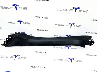обшивка крышки багажника Tesla Model X 1 поколение 2018, 1037902-00, 1037903-00, 1053207-00