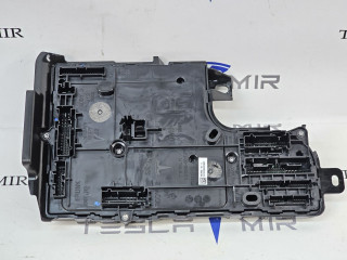 Блок управления BCM (бортовой сети) (Body Control Module) Боди Tesla Model Y 1 поколение 2022, 1497848-00, 1497846-10, 1497849-00, 1657650-01