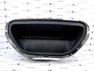 корыто пластиковое Tesla Model X 1 поколение 2018, 1048059-00, 1036223-00