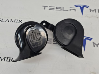 сигнал (клаксон) Tesla Model 3 1 поколение 2023, 1109660-00