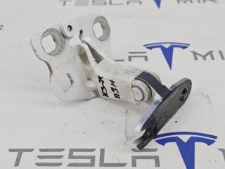 петля двери Tesla Model 3 2 поколение 2024, 1773634-01