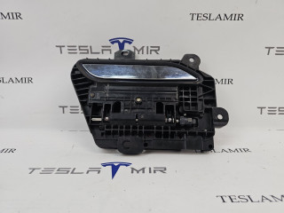 ручка наружная Tesla Model S 1 поколение [рестайлинг] 2018, 1100300-00