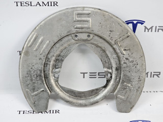 защитный кожух тормозного механизма Tesla Model 3 1 поколение 2022, 1044661-00