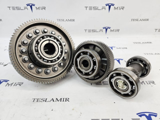 Двигатель (электромотор) Tesla Model Y 1 поколение 2021, 1120980-00, 1120990-00