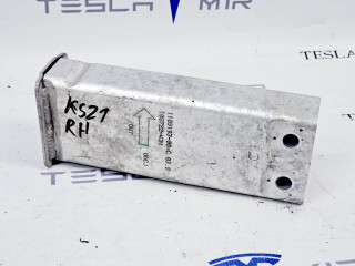 Кронштейн нижнего усилителя переднего бампера Tesla Model 3 1 поколение 2022, 1109193-00