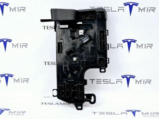 Блок управления BCM (бортовой сети) (Body Control Module) Боди Tesla Model 3 1 поколение 2019, 1100340-32, 1567454-00, 1497848-00, 1566853-00